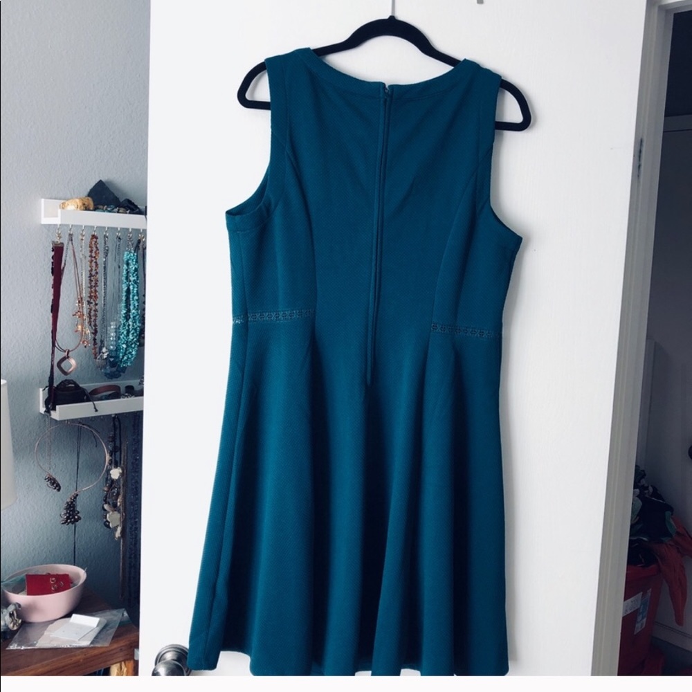 🆕 Torrid • Size 14 • Teal Flare Dress - Picture 4 of 7